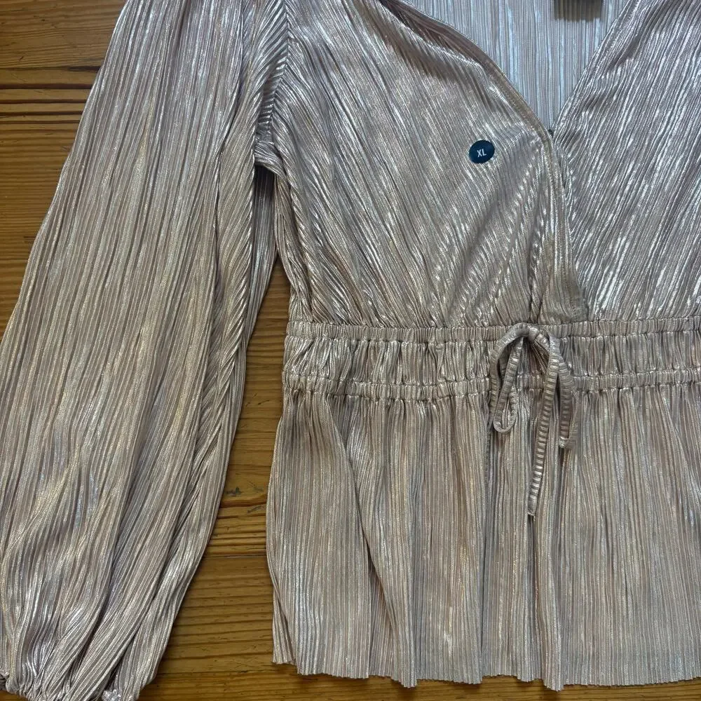 NWT‎ Abercrombie & Fitch rose gold metallic long sleeve blouse shirt SIZE XL